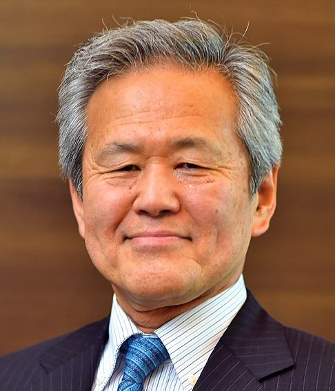 Kenichiro Abe