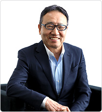 代表取締役 社長執行役員 兼 CEO 宮内 謙