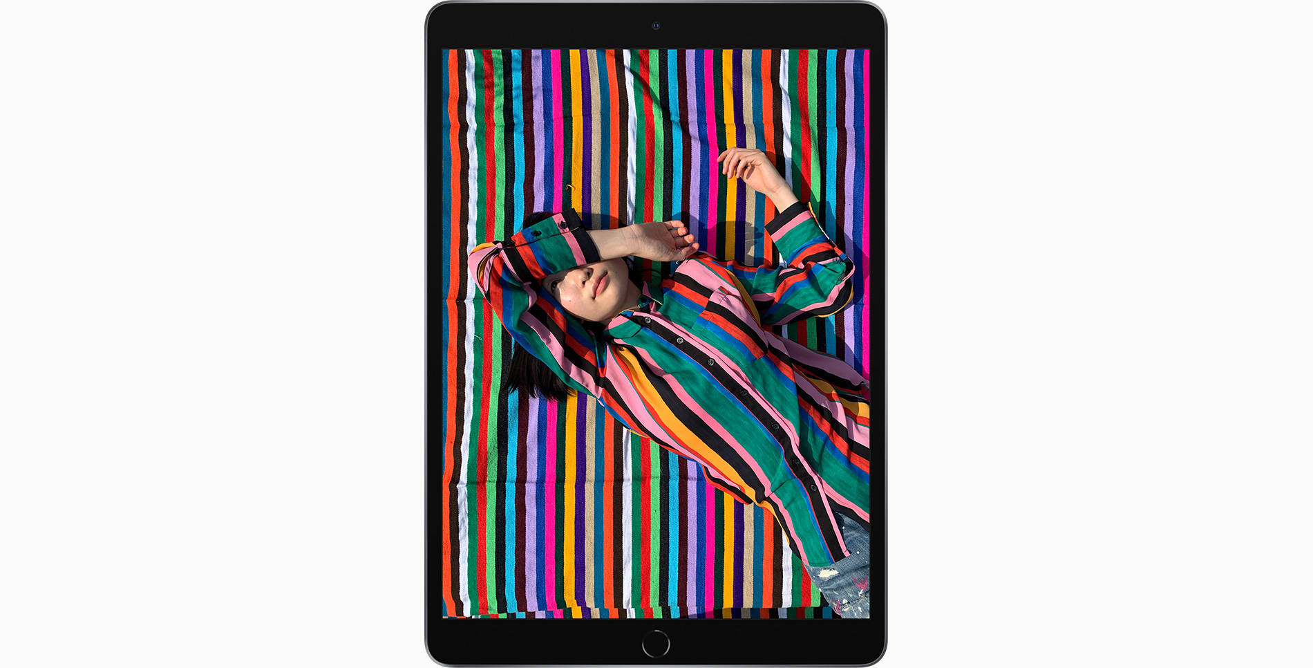 10.5-inch Retina Display Completely immersive display with stunning color, and easy reading in any light.