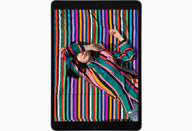 10.5-inch Retina Display Completely immersive display with stunning color, and easy reading in any light.