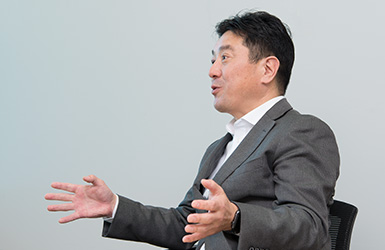 「子どもたちへ何ができるのか?「自然でんき」も同じ想い」について語るソフトバンク(株)馬場一