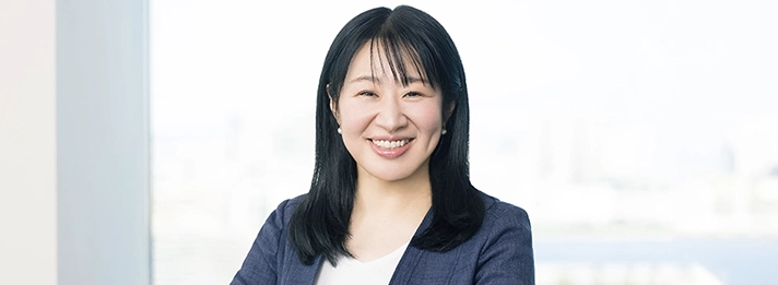 越 直美