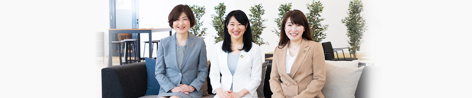 宮園 香代子と越 直美と木戸 あかりの写真