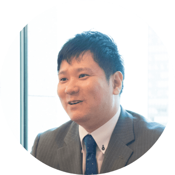 東江 一忠さん 写真